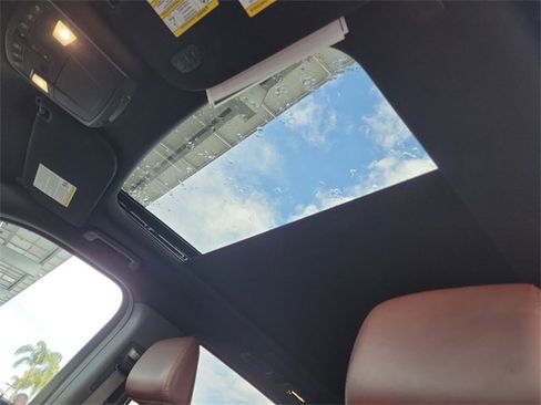 Used 2024 Ford Expedition Max Limited image 23