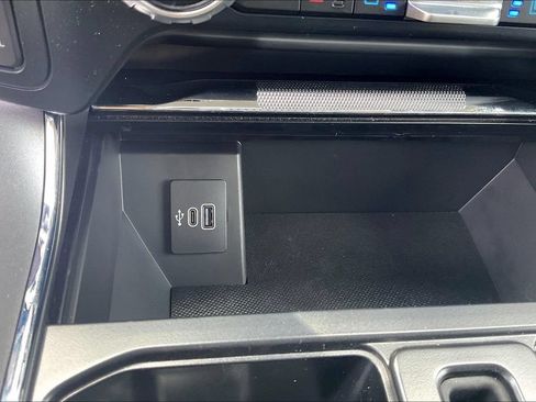 Certified 2025 Ford F150 Lariat w/ Equipment Group 501A Mid AWD/4WD image 33
