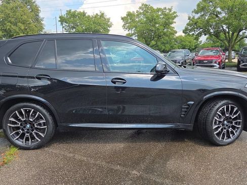 Used 2024 BMW X5 xDrive40i w/ M Sport Package AWD/4WD image 9