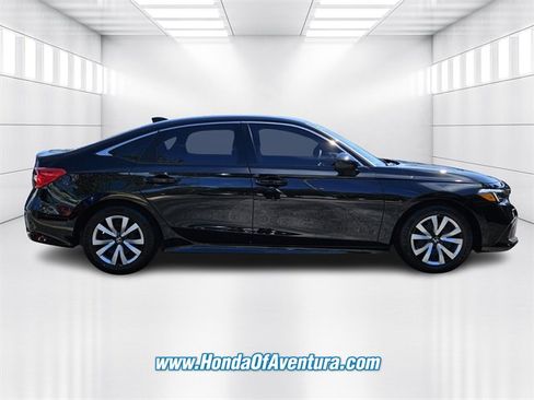 Certified 2023 Honda Civic LX image 2