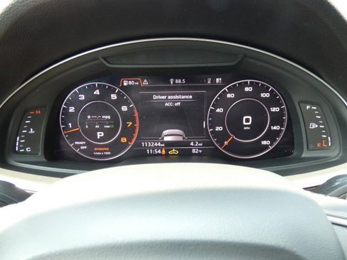 Used 2018 Audi Q7 3.0T Prestige w/ Prestige Package image 33