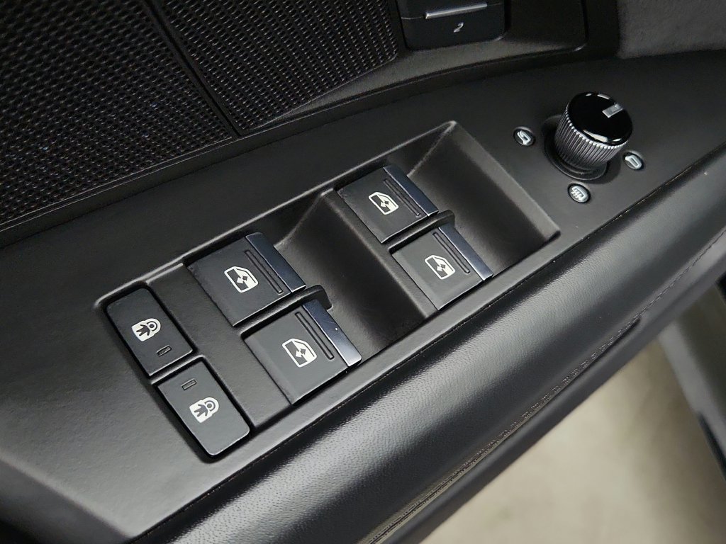 Used 2023 Audi e-tron GT Premium Plus w/ Performance Package AWD/4WD image 23