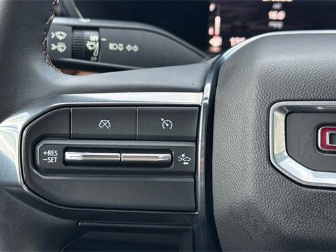 Used 2023 GMC Canyon AT4 image 28