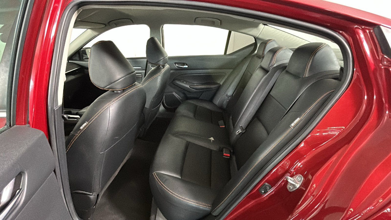 Used 2022 Nissan Altima 2.5 SR FWD image 32