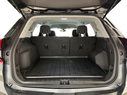 Used 2018 GMC Terrain SLE w/ Driver Convenience Package image 14