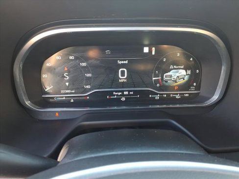 Used 2023 GMC Yukon SLT w/ SLT Luxury Package image 30