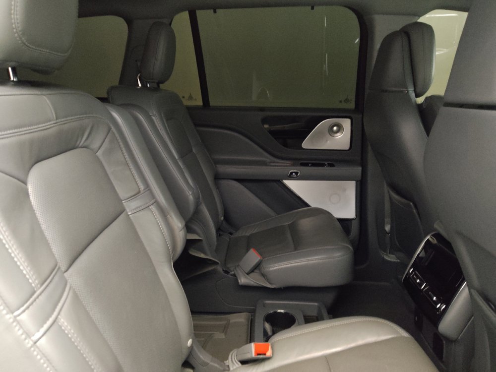 Used 2021 Lincoln Aviator Reserve w/ Equipment Group 201A RWD image 19