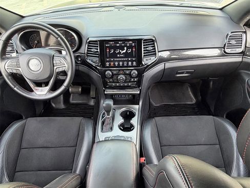 Used 2020 Jeep Grand Cherokee Trailhawk image 16