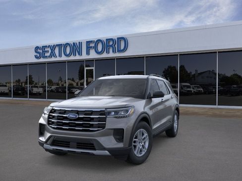 New 2026 Ford Explorer Active image 2