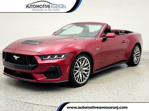 Used 2025 Ford Mustang GT Premium image 1