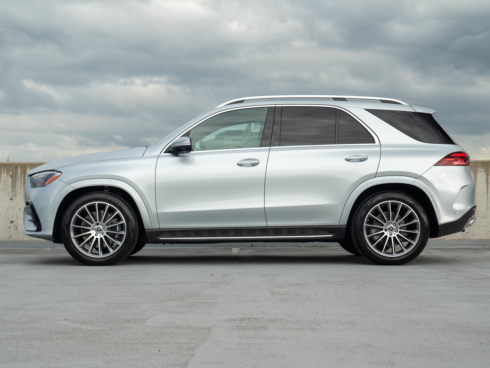 Certified 2026 Mercedes-Benz GLE 350 4MATIC image 4
