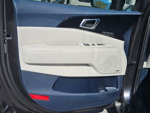 New 2026 Kia Carnival SX Prestige FWD image 17