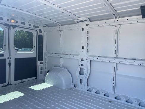 New 2026 RAM ProMaster 1500 w/ Cold Weather Group FWD image 37