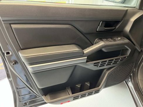 New 2026 Toyota Tacoma SR5 AWD/4WD image 19