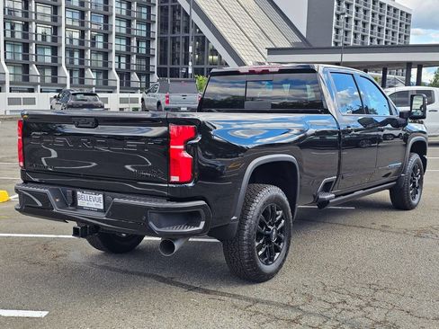 Used 2026 Chevrolet Silverado 3500 High Country w/ High Country Premium Package AWD/4WD image 5