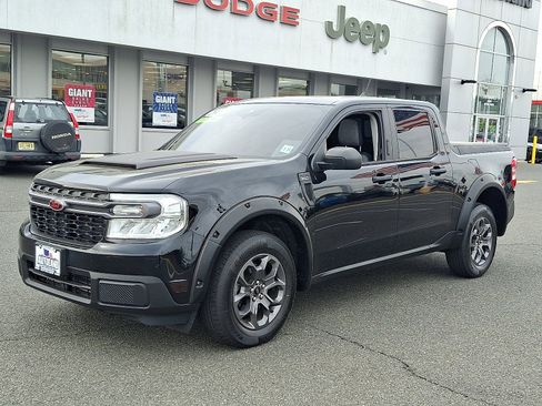 Used 2022 Ford Maverick XLT FWD image 3