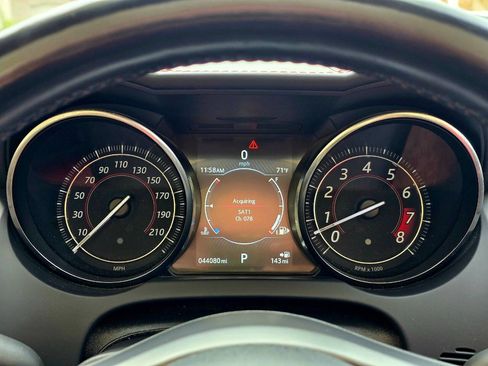 Used 2016 Jaguar F-TYPE R image 73