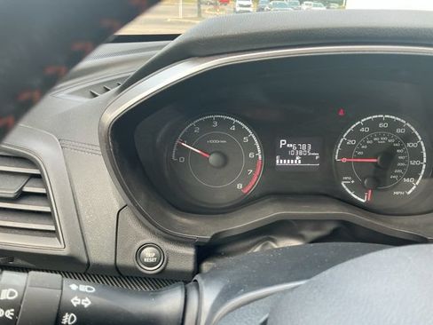 Used 2018 Subaru Crosstrek 2.0i Premium AWD/4WD image 24