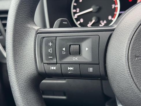 Certified 2024 Nissan Rogue S FWD image 16