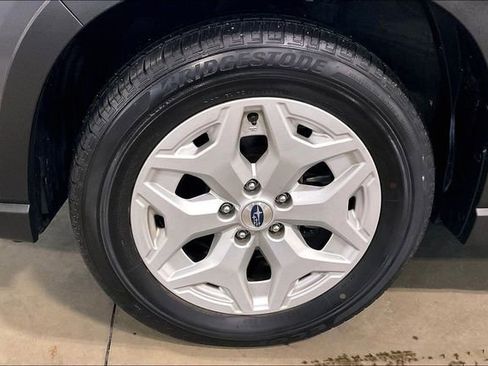 Used 2023 Subaru Forester image 9