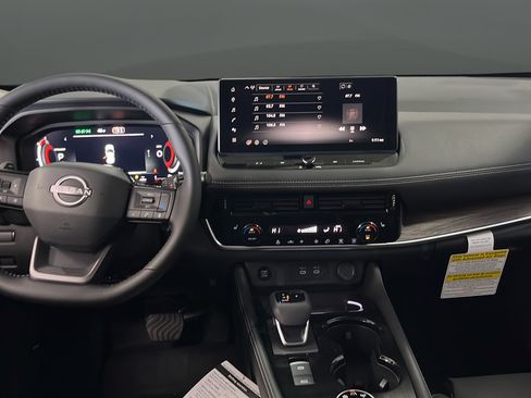 New 2026 Nissan Rogue Platinum AWD/4WD image 11