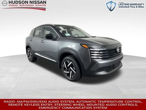 New 2026 Nissan Kicks SV image 1