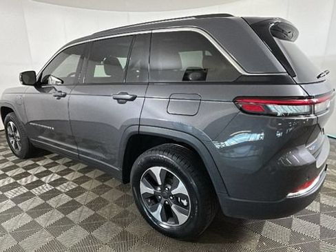 Used 2022 Jeep Grand Cherokee Limited 4xe AWD/4WD image 5