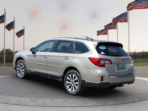 Used 2016 Subaru Outback 3.6R Limited AWD/4WD image 5