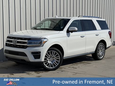 Used 2023 Ford Expedition Limited image 1
