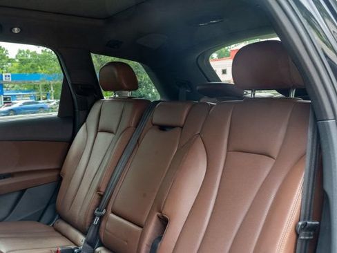 Used 2019 Audi Q7 3.0T Prestige w/ Prestige Package AWD/4WD image 51