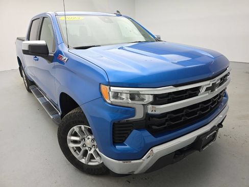 Certified 2023 Chevrolet Silverado 1500 LT AWD/4WD image 4