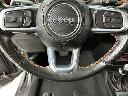 Used 2021 Jeep Gladiator Mojave image 14