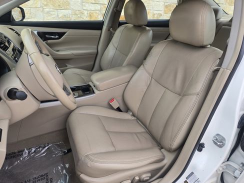Used 2013 Nissan Altima 2.5 SL w/ Technology Pkg image 5