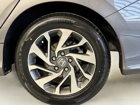 Used 2017 Honda Civic EX image 29