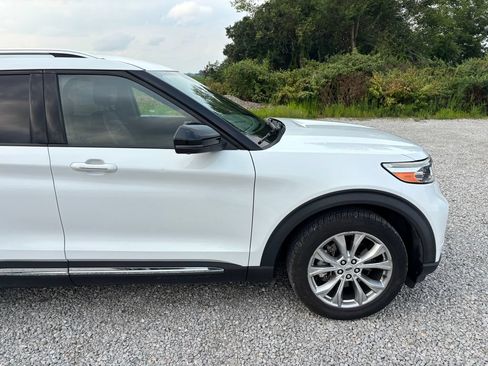 Used 2020 Ford Explorer Limited RWD image 22