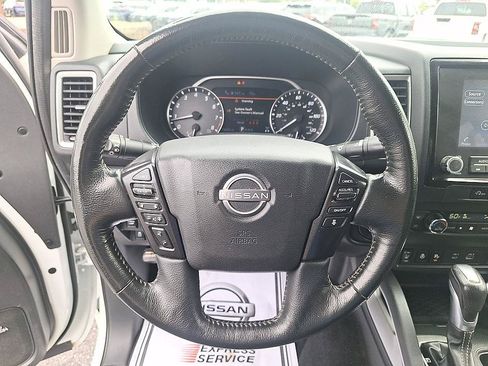 Used 2023 Nissan Frontier SV w/ Technology Package AWD/4WD image 13