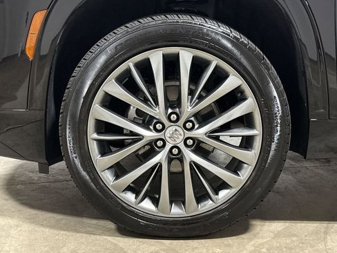 New 2025 Buick Enclave Avenir image 29