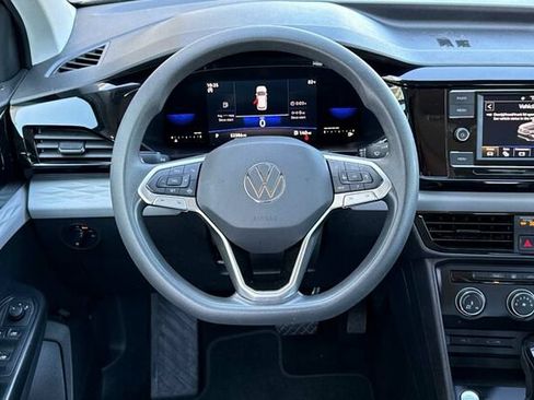 Certified 2022 Volkswagen Taos S FWD image 14