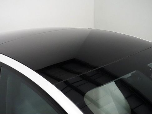 Used 2023 Tesla Model 3 RWD image 5