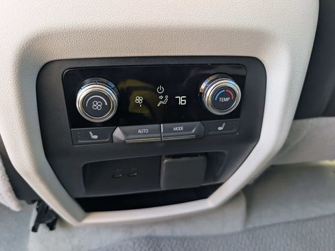 Certified 2025 GMC Acadia Denali w/ Super Cruise Package FWD image 14