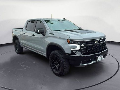 Used 2024 Chevrolet Silverado 1500 ZR2 w/ Technology Package AWD/4WD image 2