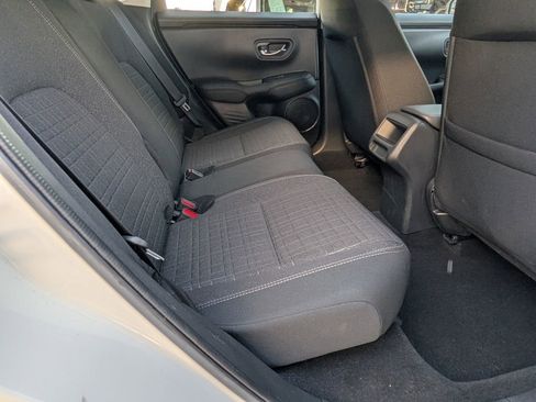 Used 2023 Honda HR-V LX image 18