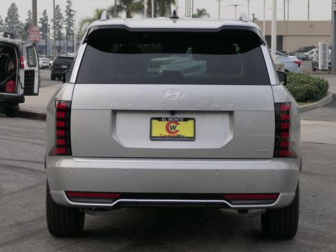 New 2026 Hyundai Palisade Calligraphy AWD/4WD image 3