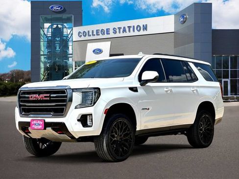 Used 2023 GMC Yukon AT4 AWD/4WD image 2