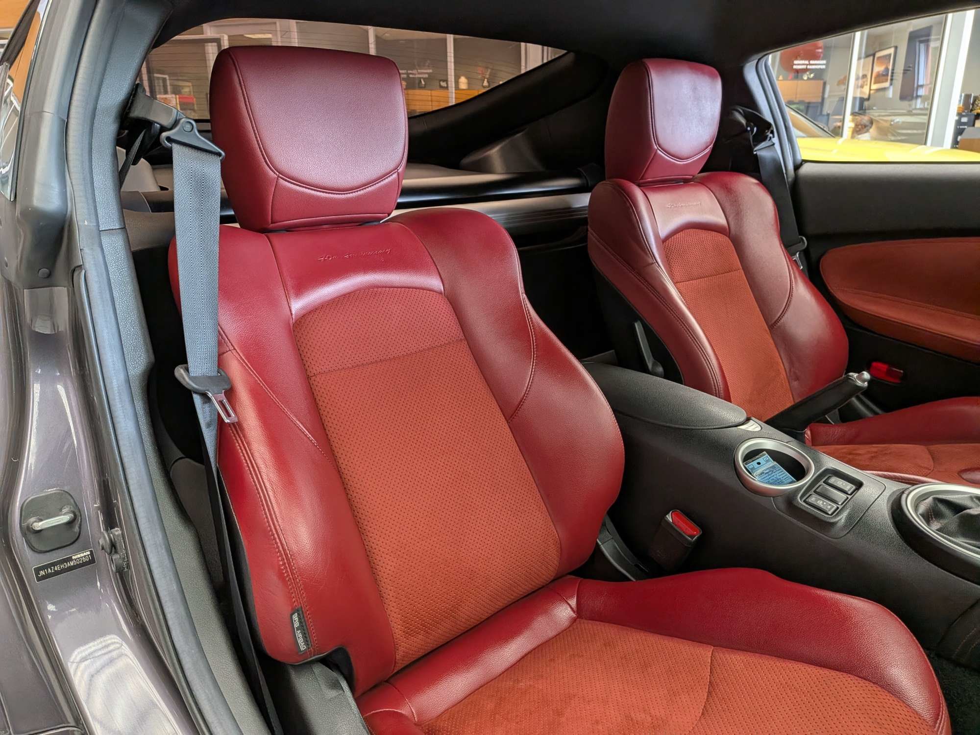 Used 2010 Nissan 370Z Touring w/ Sport Pkg RWD image 16