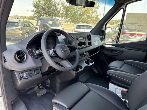 New 2026 Mercedes-Benz Sprinter 2500 image 14