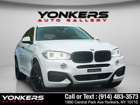 Used 2019 BMW X6 xDrive50i w/ M Sport Package image 10