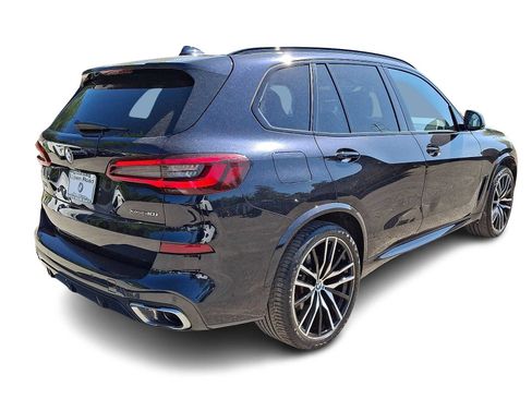Used 2022 BMW X5 xDrive40i w/ M Sport Package AWD/4WD image 6