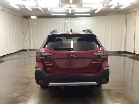 Used 2023 Subaru Outback Limited AWD/4WD image 6