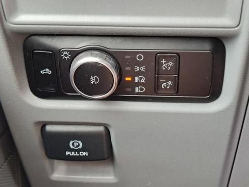 Used 2023 Ford F150 XLT RWD image 22